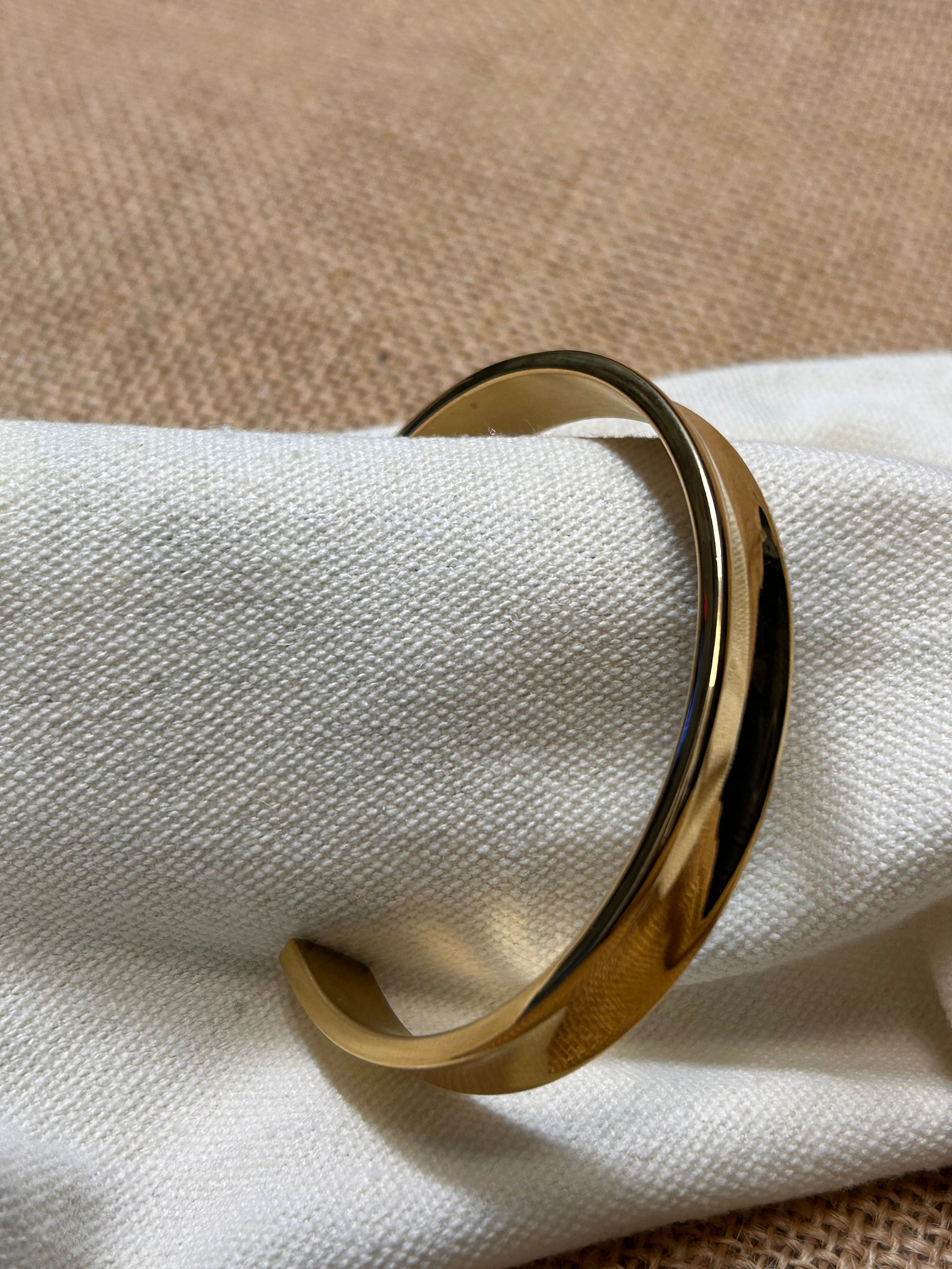 Buenos Aires Cuff
