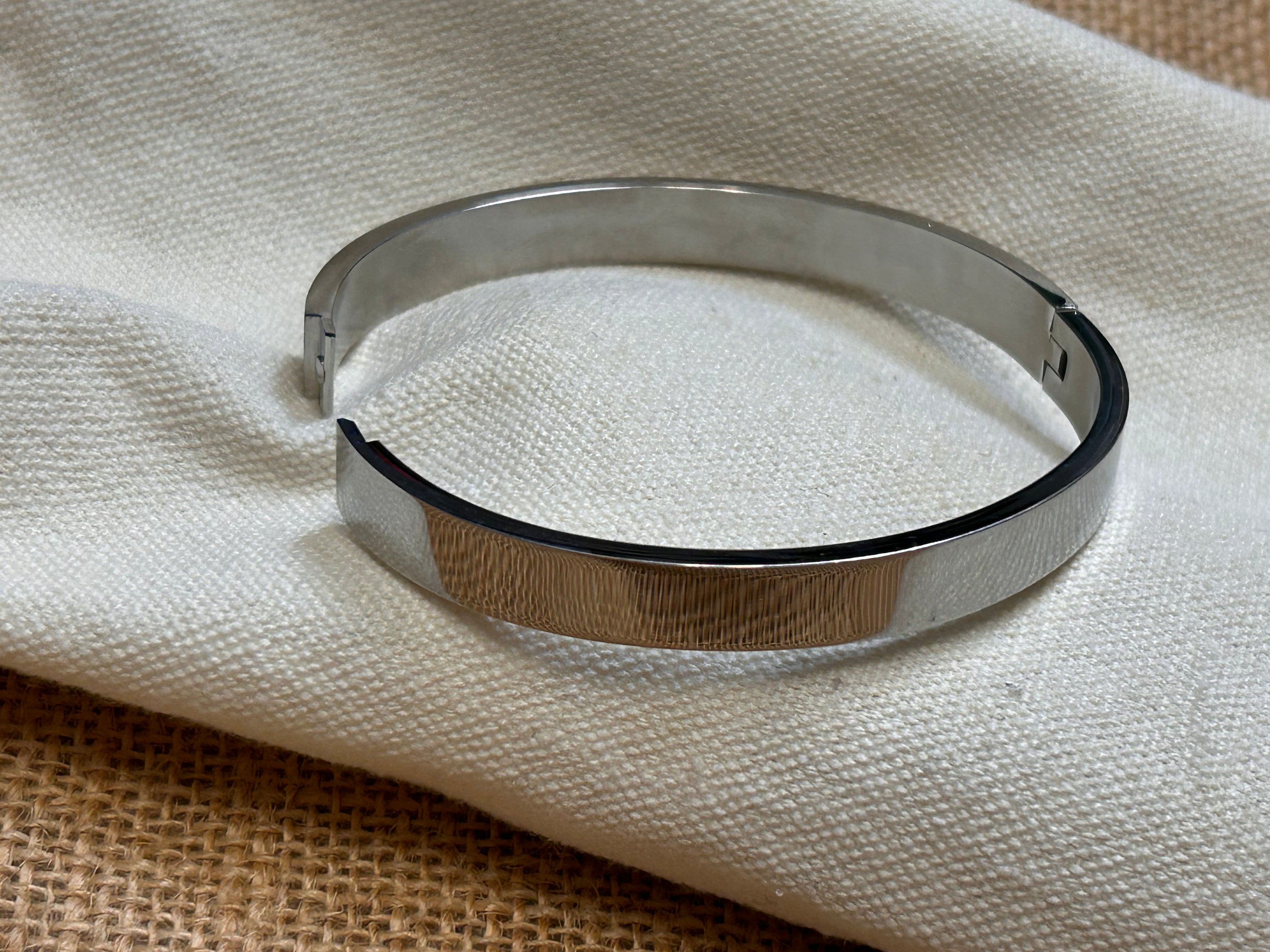 Rio Bangle