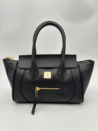 Vincenzetta in Obsidian