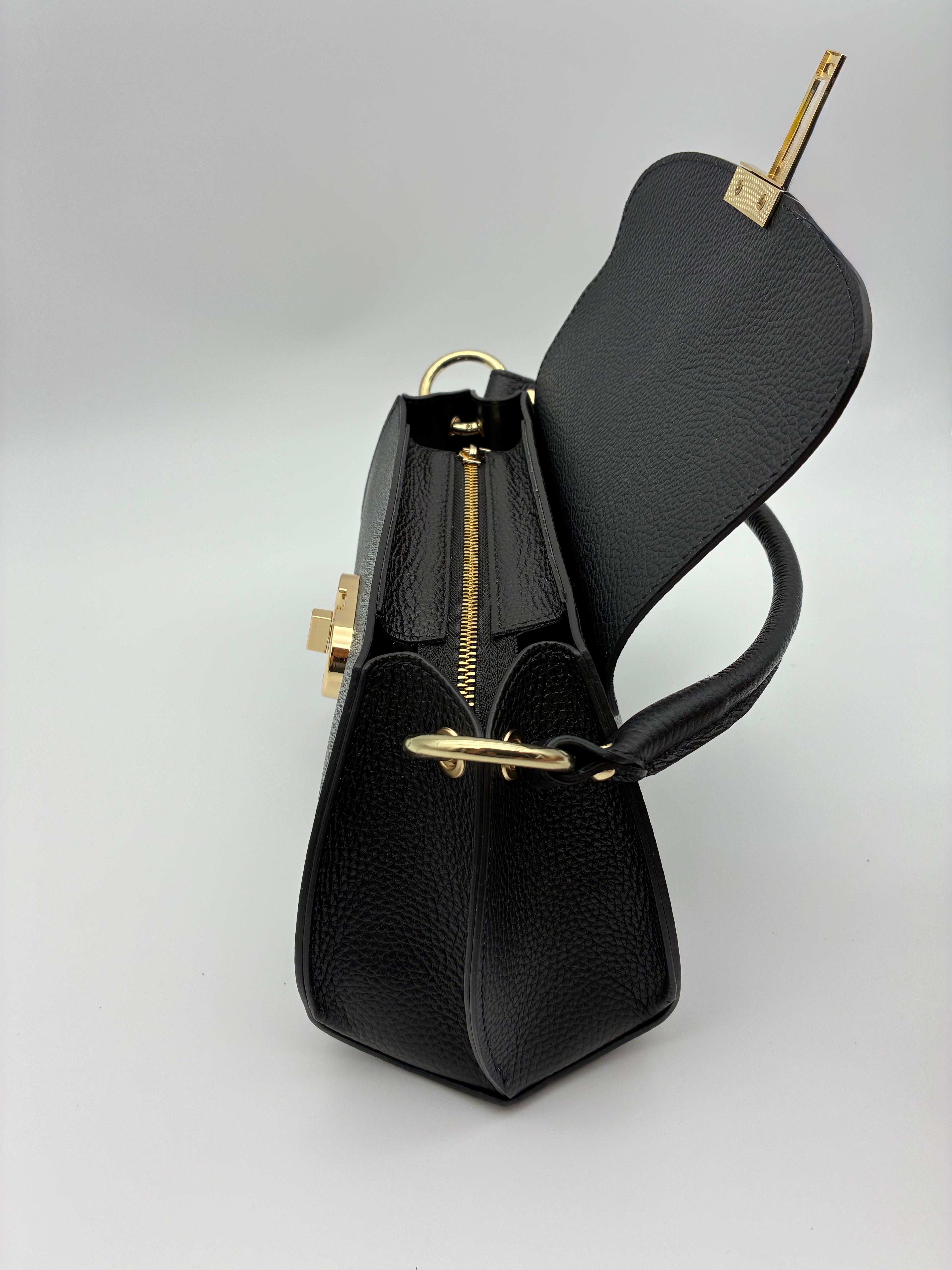 Olbia in Obsidian