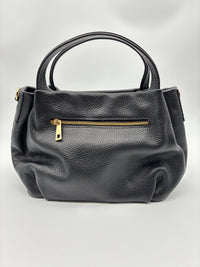 Rosa in Obsidian