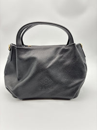 Rosa in Obsidian