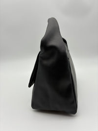 Rivoli in Obsidian